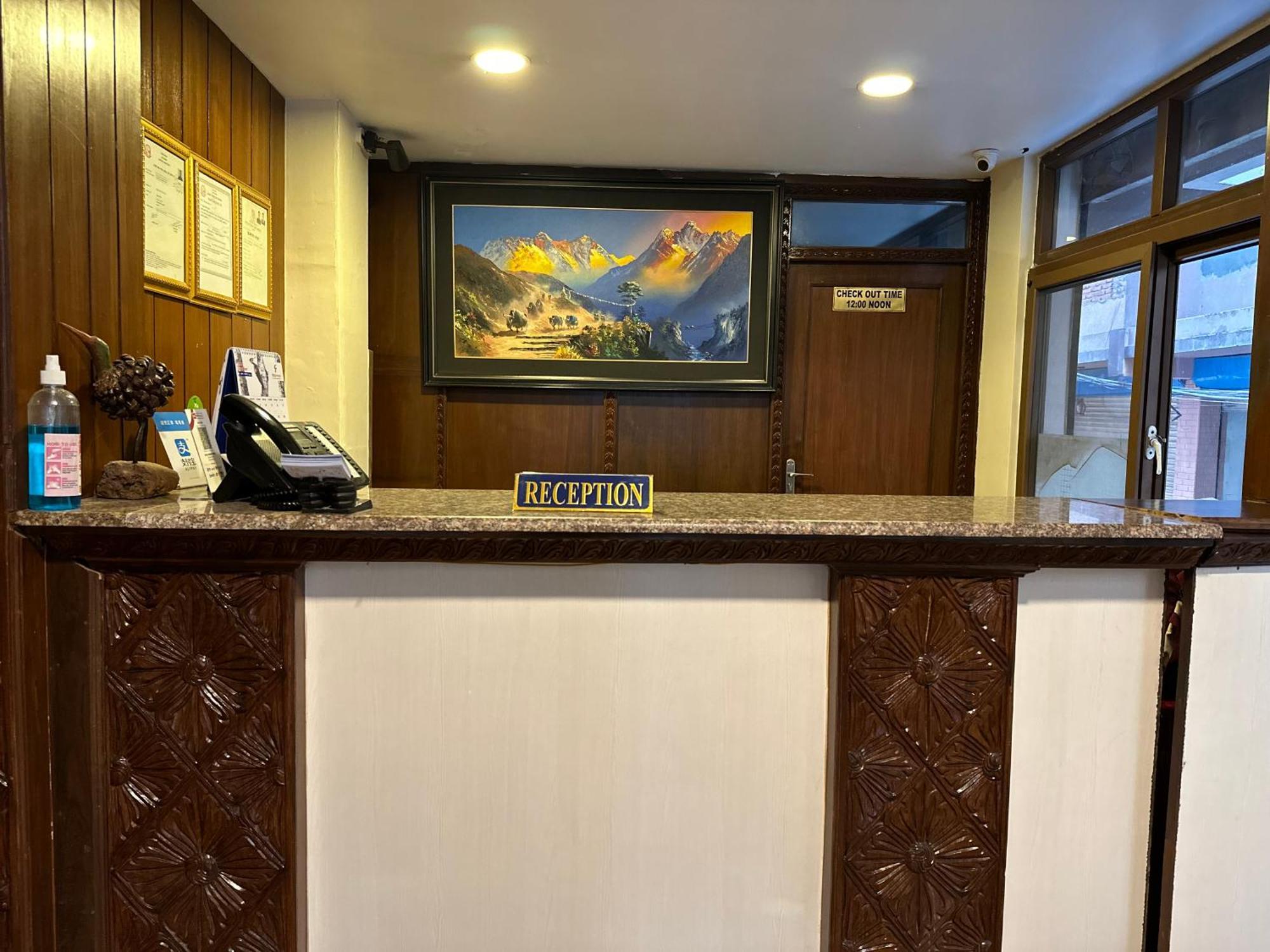 Hotel Everest Nepal Катманду Екстериор снимка